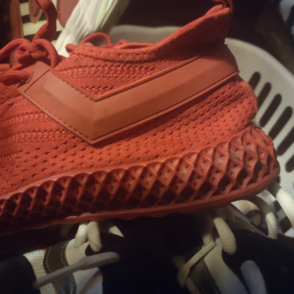 Shoes - Picture 3 of 9
